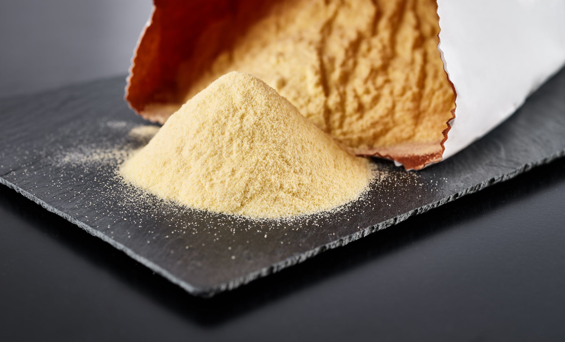 Spezialhart­weizen­griess Mittel